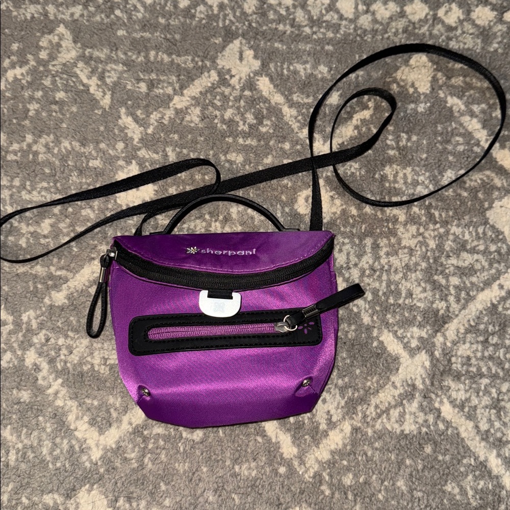 Sherpani Violet Mini Bag with Black Strap